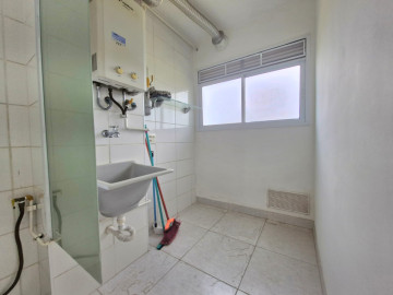 Apartamento  venda no Condomnio Harmonia Florae - rea de servio